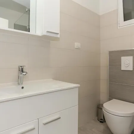 Lägenhet One-bedroom In Solin