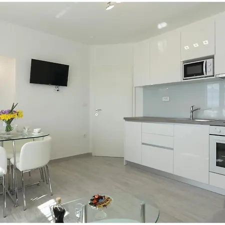 One-bedroom In Lägenhet *