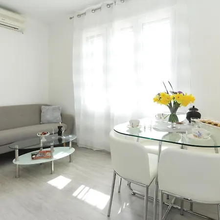 One-bedroom In * Solin